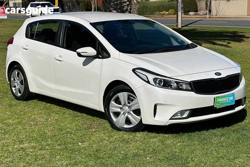 White 2016 Kia Cerato Hatch S F