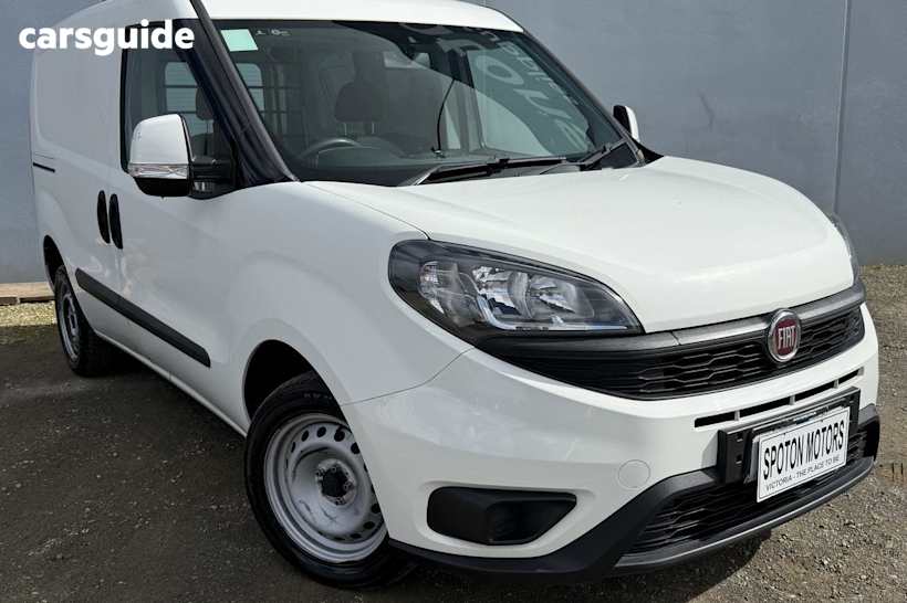 White 2018 Fiat Doblo Commercial SWB (LOW)