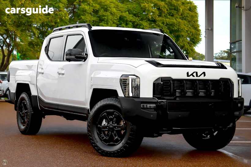 White 2025 Kia Tasman Ute Tray X-PRO 4X4