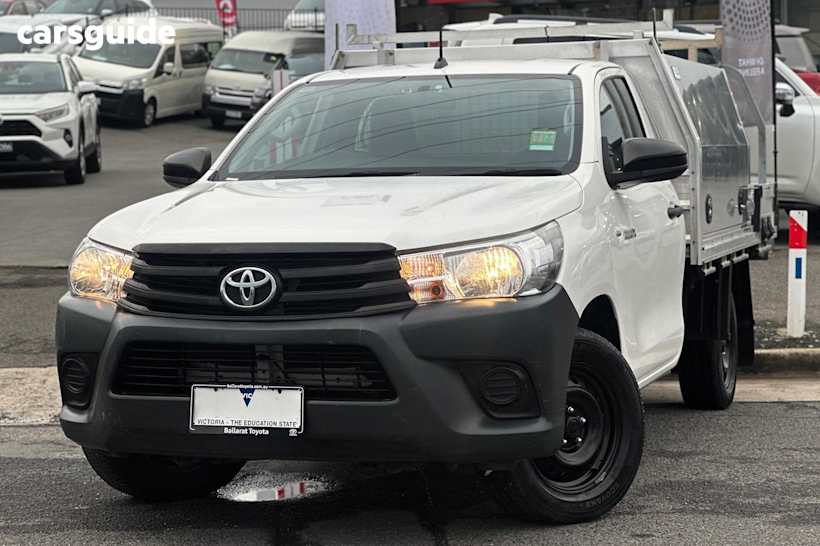 White 2018 Toyota Hilux Ute Tray WORKMATE R