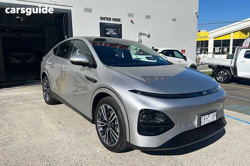 Silver 2024 Xpeng G6 SUV STANDARD RANGE R