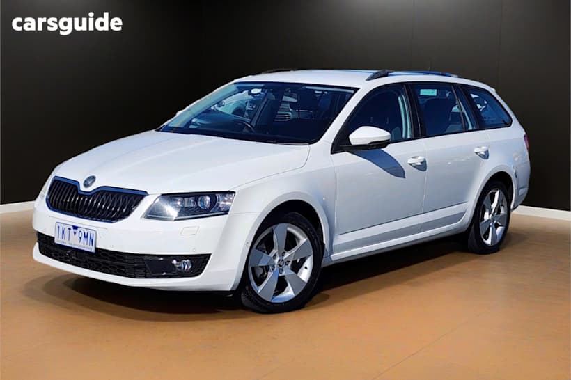 White 2014 Skoda Octavia SUV AMBITION PLUS 103TSI F