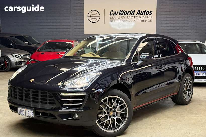 Black 2014 Porsche Macan SUV S MY15