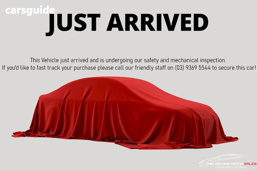 Red 2010 Nissan Navara Ute Tray ST 4X4