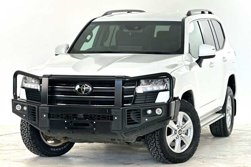 White 2023 Toyota Landcruiser SUV GXL 4X4