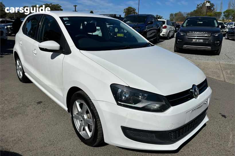 White 2012 Volkswagen Polo Hatch 77TSI COMFORTLINE F