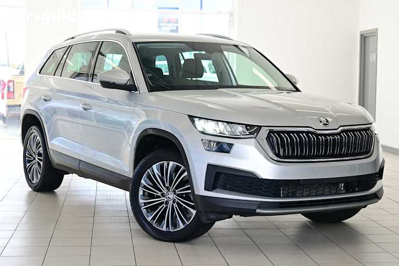 Silver 2023 Skoda Kodiaq SUV STYLE 4X4