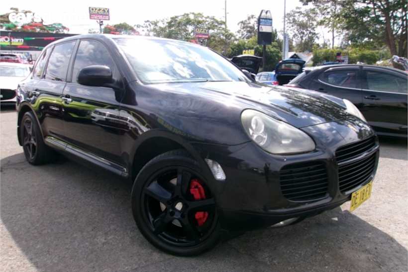 Black 2003 Porsche Cayenne Wagon Turbo