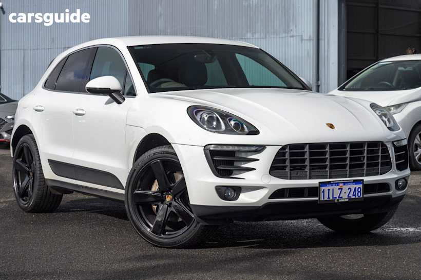 White 2015 Porsche Macan SUV S 4WD