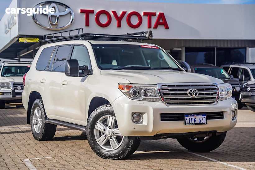 White 2015 Toyota Landcruiser SUV VX 4X4