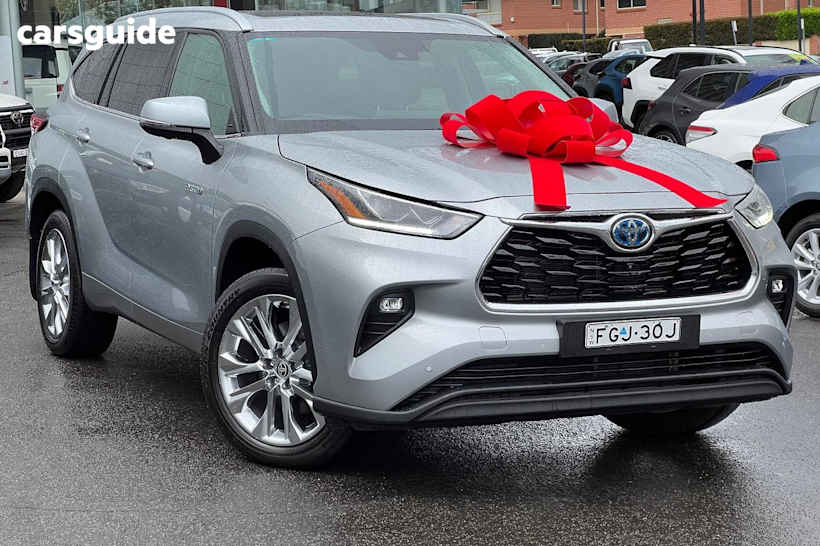 Silver 2023 Toyota Kluger SUV GRANDE 4X4