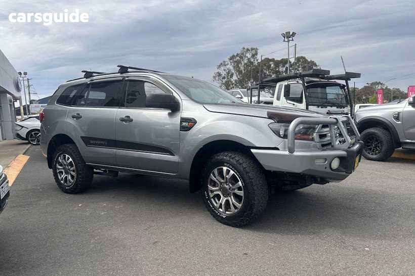 Grey 2016 Ford Everest SUV AMBIENTE 4X4