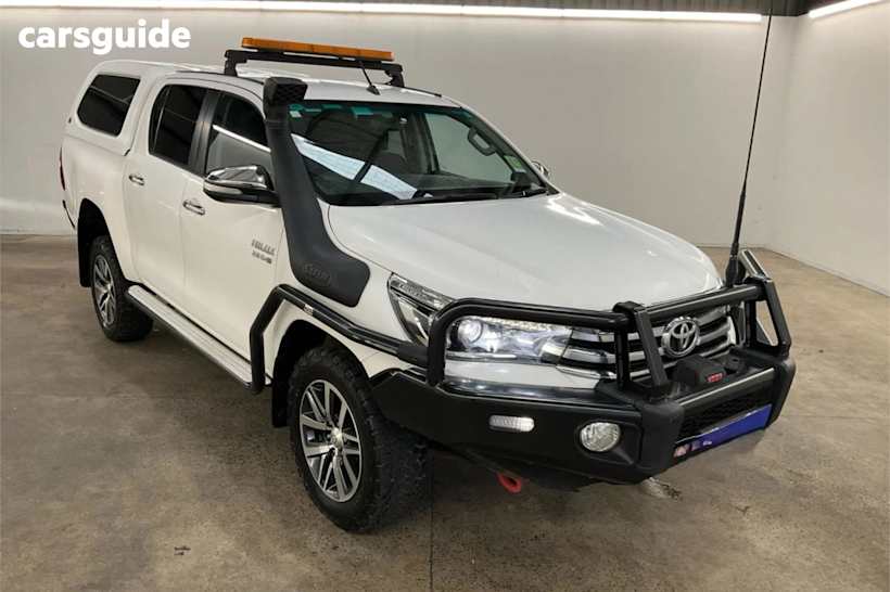 White 2017 Toyota Hilux Ute Tray SR5 4X4