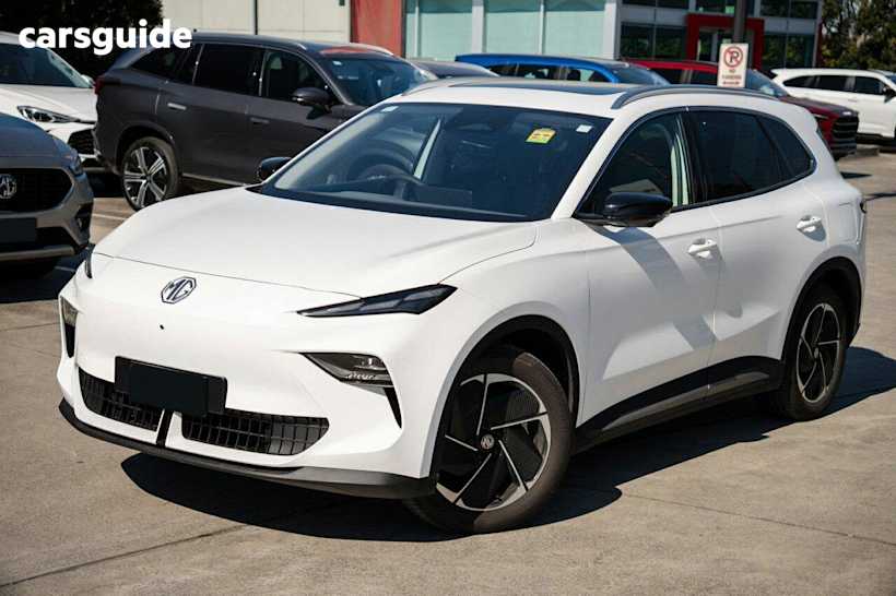 White 2025 MG MGS5 EV Wagon Essence 49