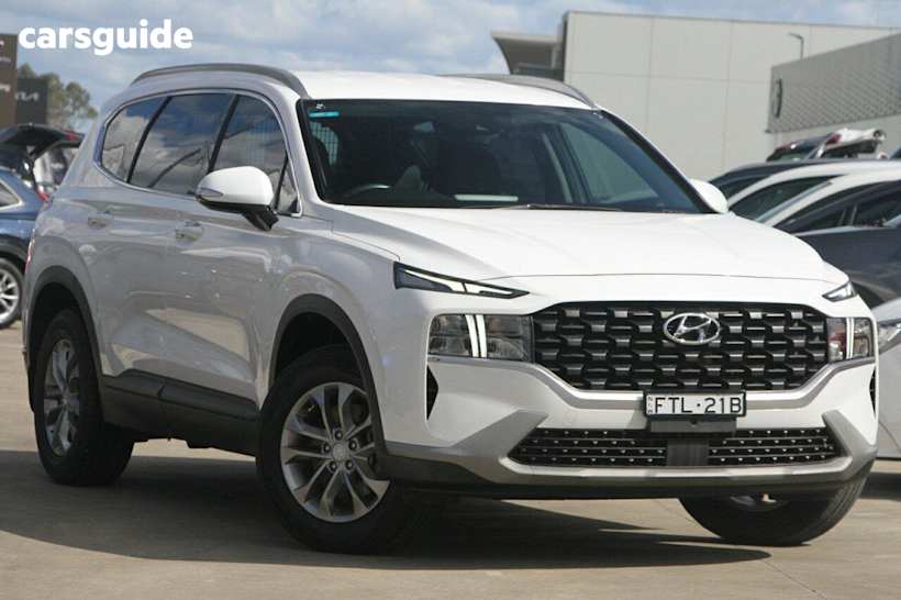 White 2020 Hyundai Santa FE SUV 4X4