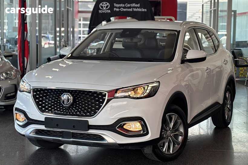 White 2022 MG HS SUV VIBE F