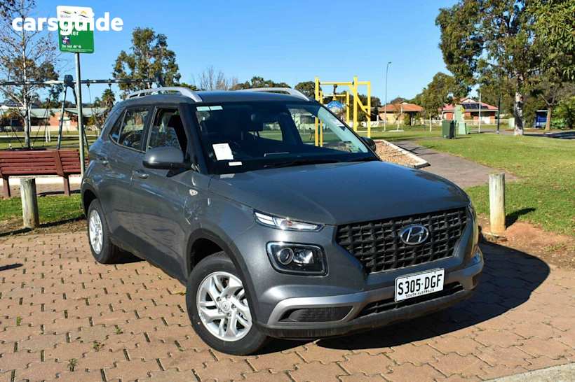 Grey 2025 Hyundai Venue SUV F