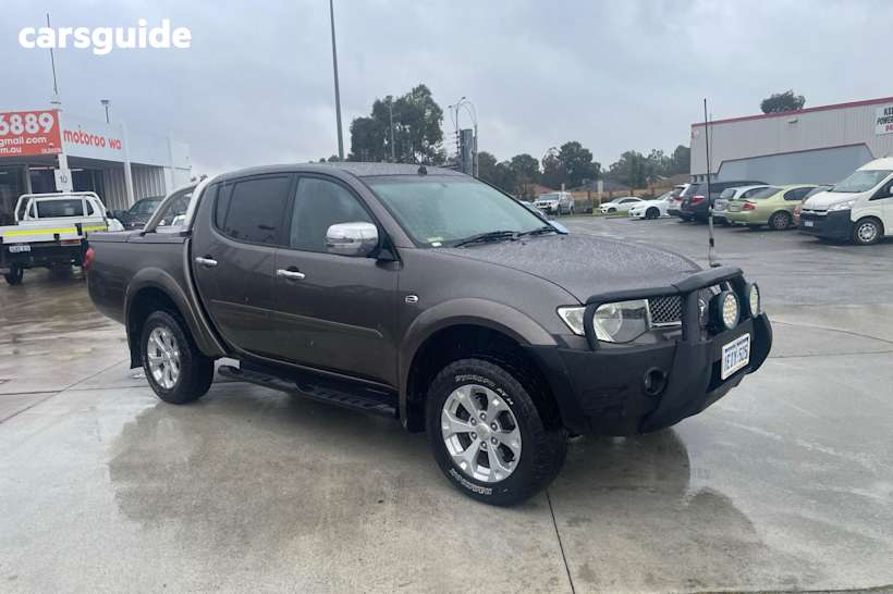 Brown 2013 Mitsubishi Triton Ute Tray GLX-R 4X4