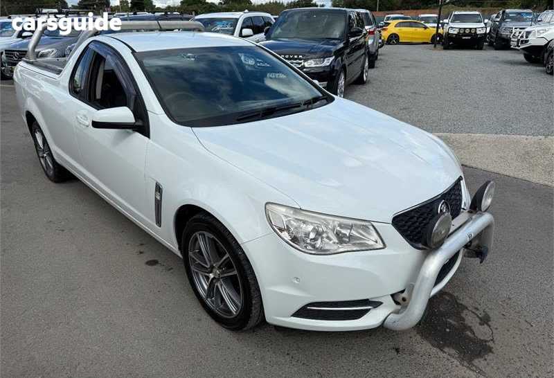White 2013 Holden UTE Ute Tray R