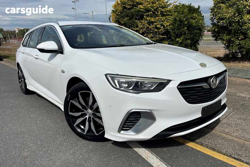 White 2019 Holden Commodore SUV RS F