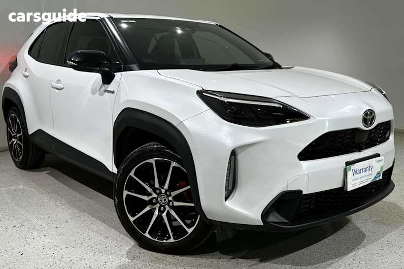 White 2023 Toyota Yaris Cross SUV GR SPORT F