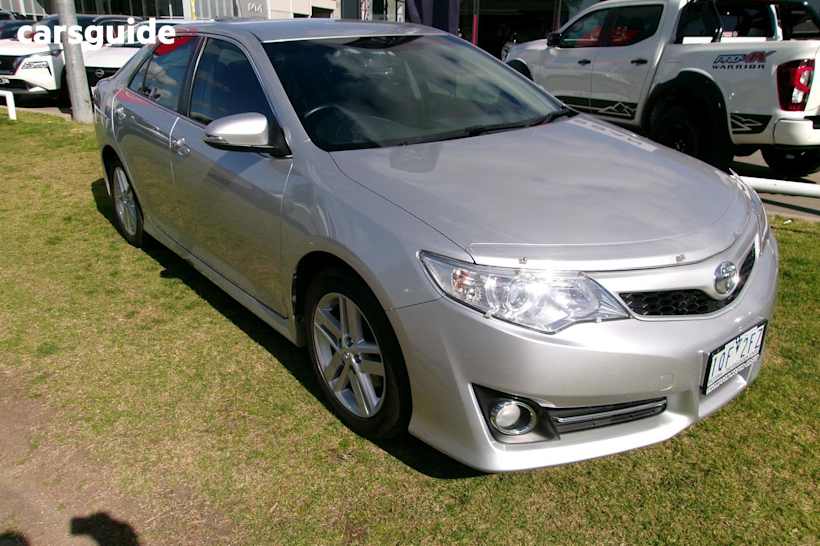 Silver 2013 Toyota Camry Sedan ATARA S F