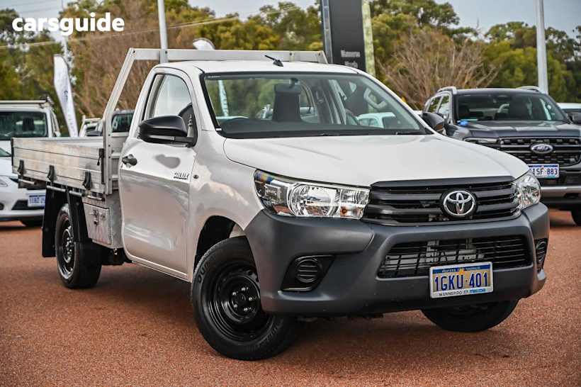 White 2017 Toyota Hilux Ute Tray WORKMATE R
