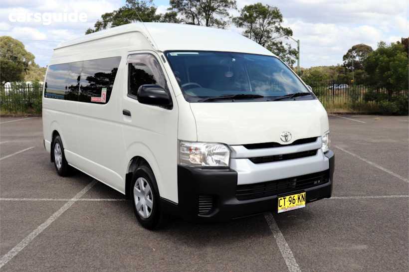 White 2018 Toyota HiAce OtherCar COMMUTER R