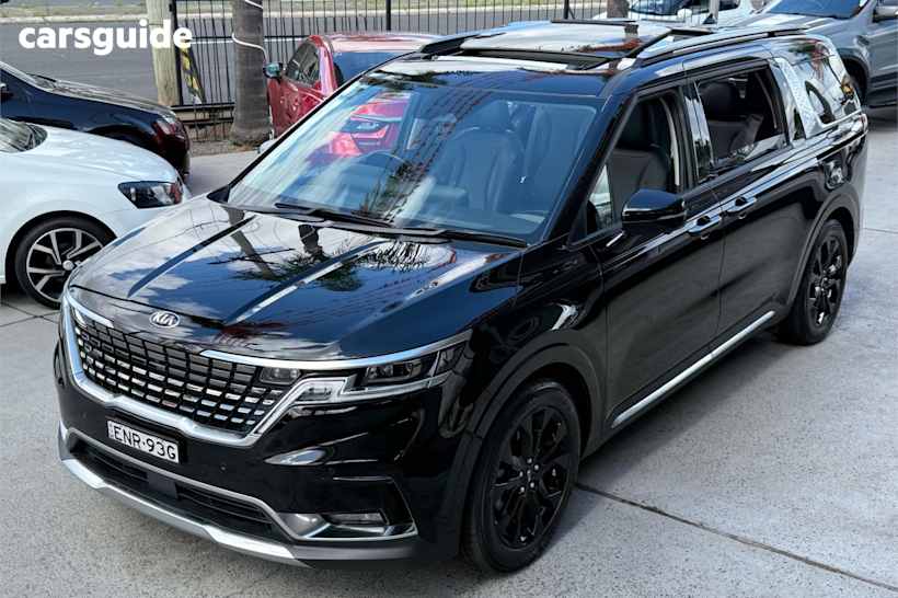 Black 2021 Kia Carnival SUV PLATINUM F