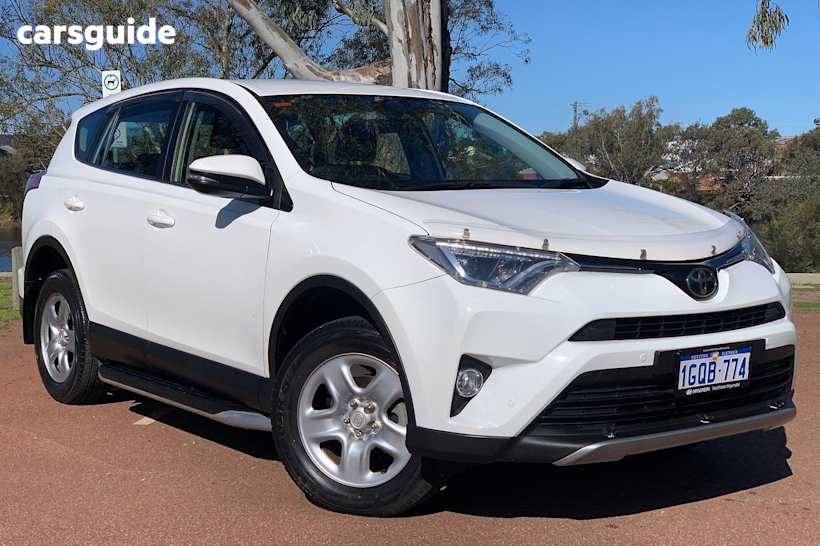 White 2018 Toyota RAV4 SUV GX F