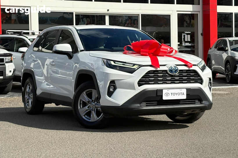 White 2022 Toyota RAV4 SUV GX 4X4
