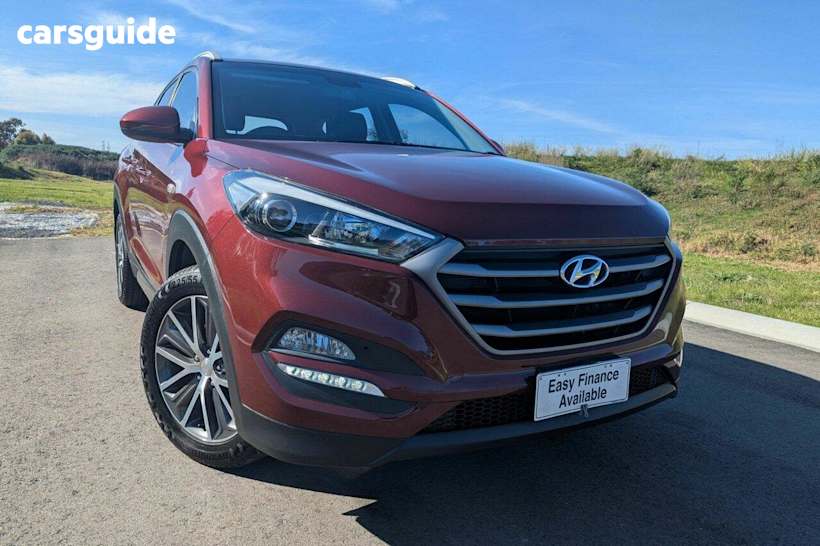Red 2015 Hyundai Tucson SUV ACTIVE X