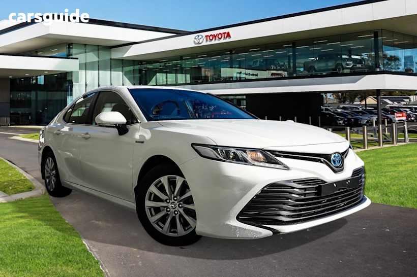 White 2021 Toyota Camry Sedan ASCENT F