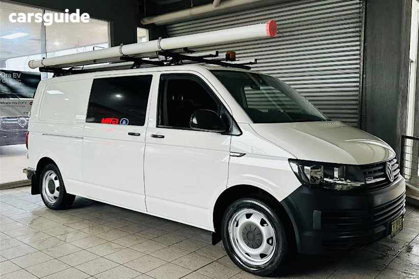 White 2018 Volkswagen Transporter Van Tdi 400 Lwb Low 4Motion