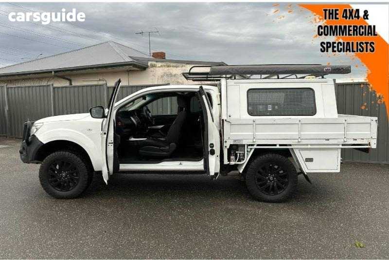White 2015 Nissan Navara Ute Tray RX 4X4