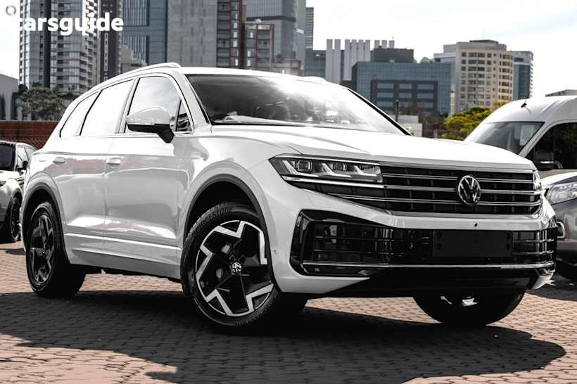 White 2025 Volkswagen Touareg SUV 170TDI 4WD