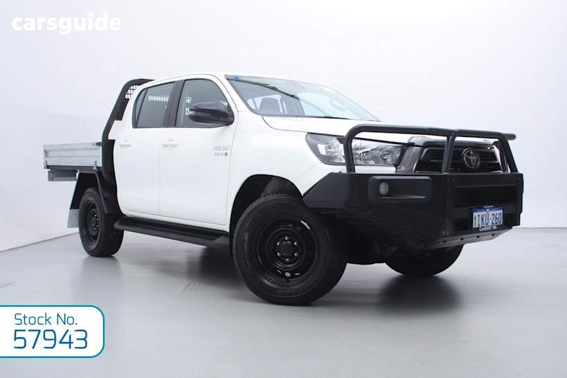 White 2023 Toyota Hilux Double Cab Chassis Sr (4X4)