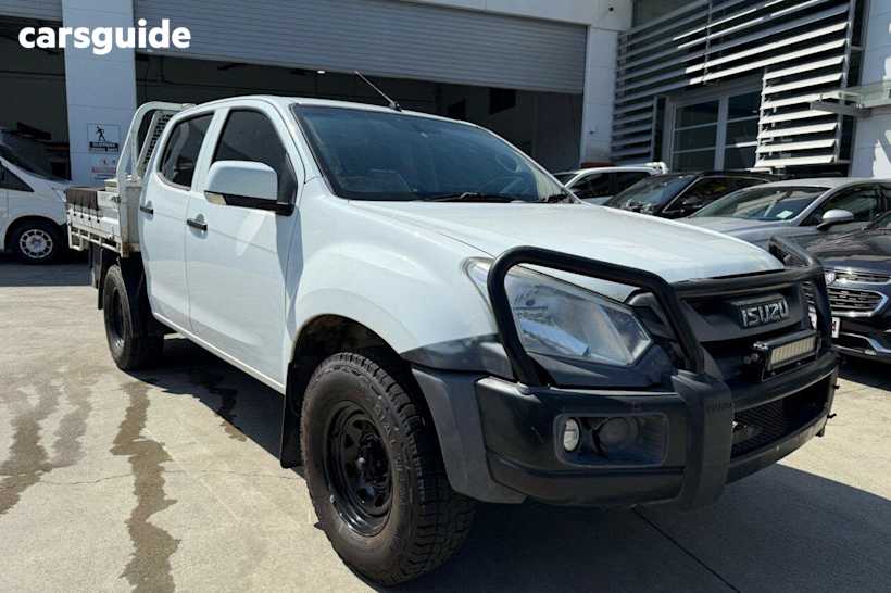 White 2020 Isuzu D-MAX Crew Cab Chassis Sx (4X4)