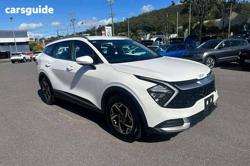 White 2024 Kia Sportage Wagon S (Fwd)
