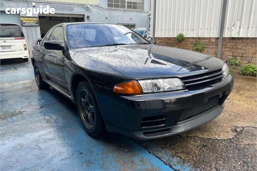 Black 1990 Nissan Skyline Coupe Gtr
