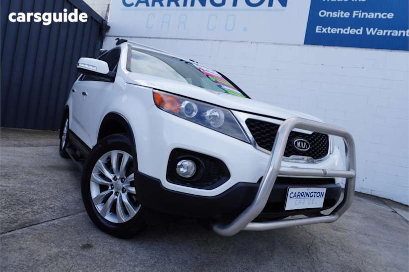 White 2010 Kia Sorento Wagon Sli (4X4)