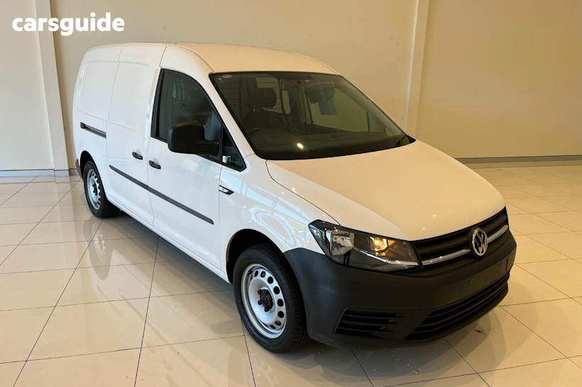 White 2017 Volkswagen Caddy Commercial TSI220 F