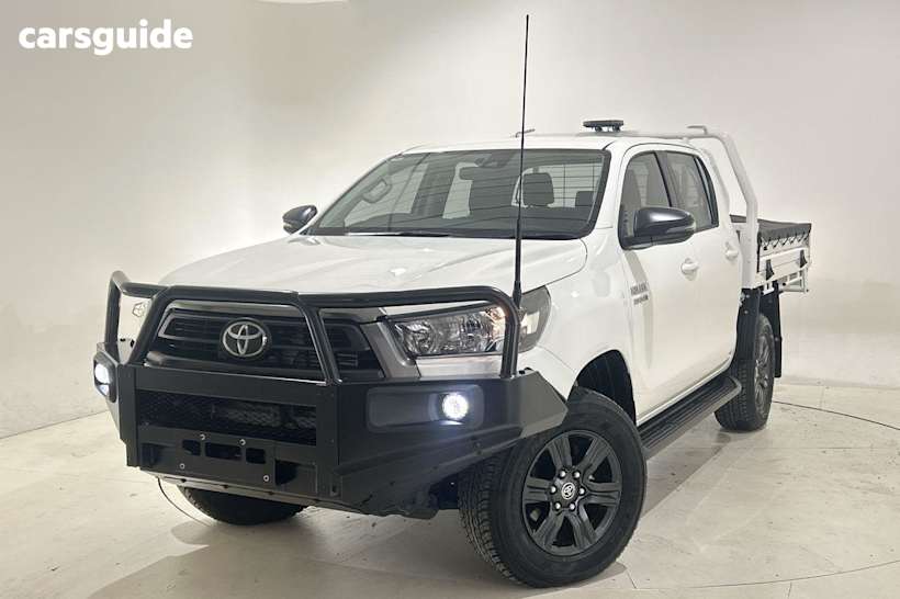 White 2023 Toyota Hilux Ute Tray SR 4X4