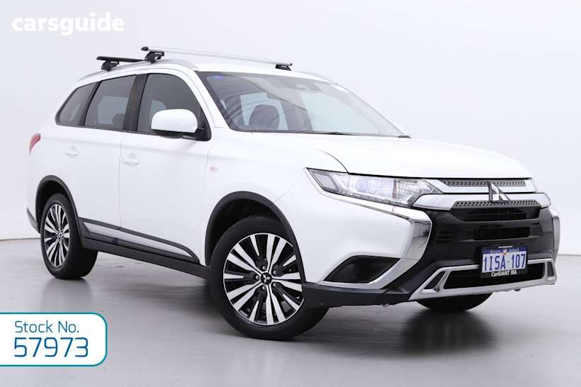 White 2019 Mitsubishi Outlander Wagon Es Adas 5 Seat (Awd)