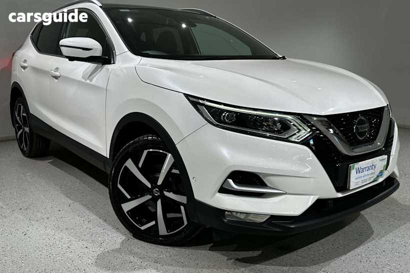 White 2019 Nissan Qashqai SUV TI F