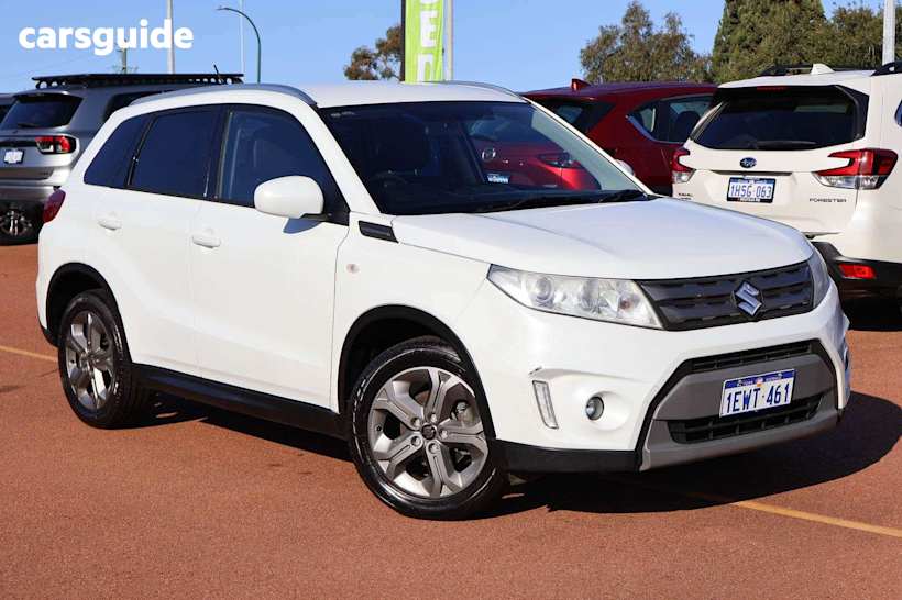 White 2015 Suzuki Vitara SUV RT-S F