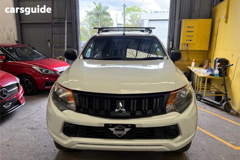 White 2018 Mitsubishi Triton Dual Cab Utility Glx (4X4)
