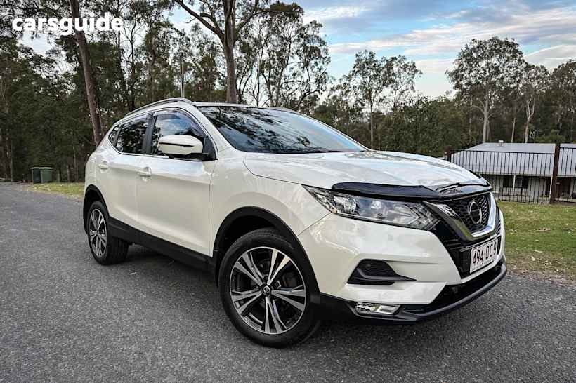 White 2021 Nissan Qashqai SUV ST-L F