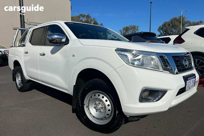 White 2018 Nissan Navara Dual Cab Pick-up Rx (4X2)