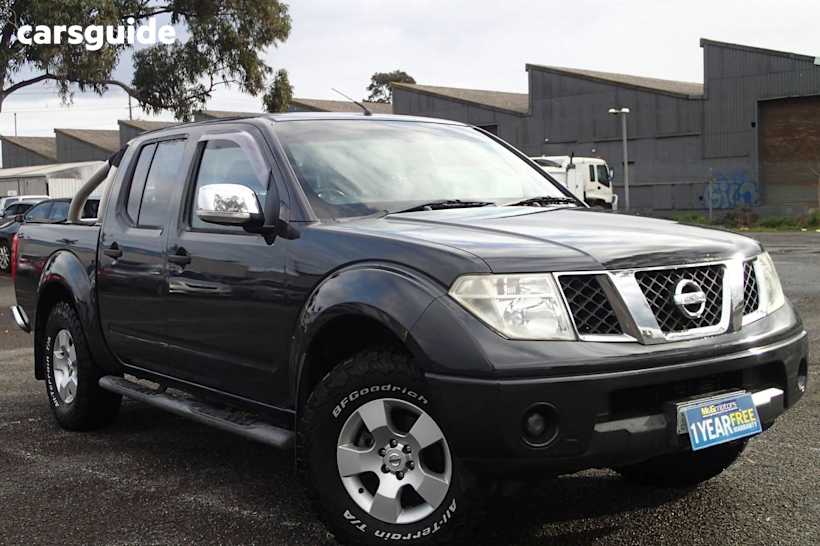 Grey 2008 Nissan Navara Dual Cab Pick-up St-X (4X4)